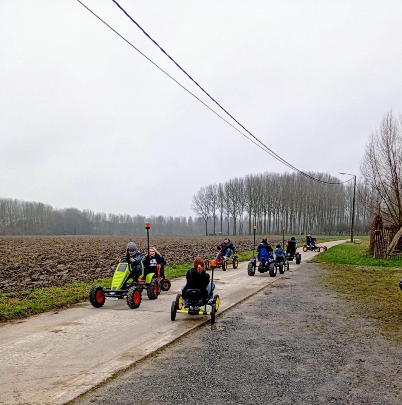 De Smishoeve Met Kinderpret, Dieren En Wellness Heers Kültér fotó
